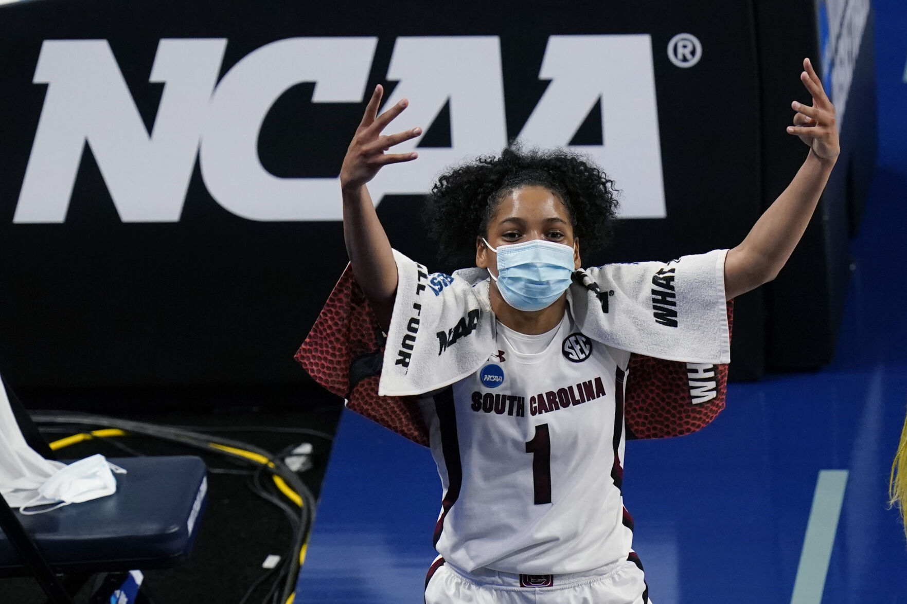 APTOPIX NCAA Texas South Carolina Basketball